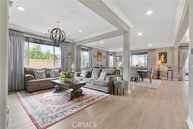 2031 Wagon Wheel Court, Escondido CA: https://media.crmls.org/medias/f331344d-9b95-41c3-860d-4d40129d986f.jpg