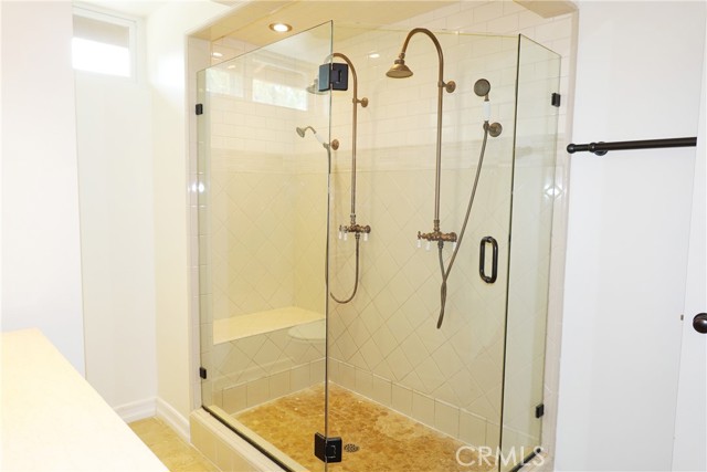 Detail Gallery Image 36 of 39 For 6232 Hesperia Ave, Encino,  CA 91316 - 3 Beds | 2/1 Baths