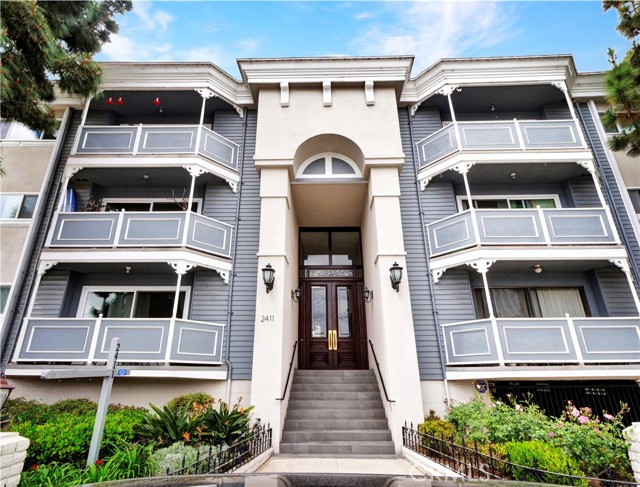 2411 Prospect Avenue, Hermosa Beach, California 90254, 1 Bedroom Bedrooms, ,1 BathroomBathrooms,Residential,Sold,Prospect,PV22093265