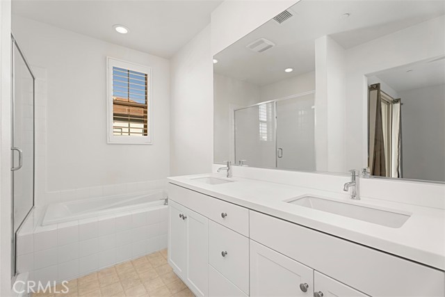 Detail Gallery Image 18 of 32 For 1403 El Paseo, Lake Forest,  CA 92610 - 3 Beds | 2/1 Baths