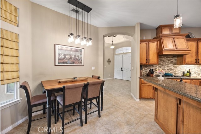 Detail Gallery Image 32 of 75 For 205 Somerford Ct, Bakersfield,  CA 93312 - 5 Beds | 4 Baths