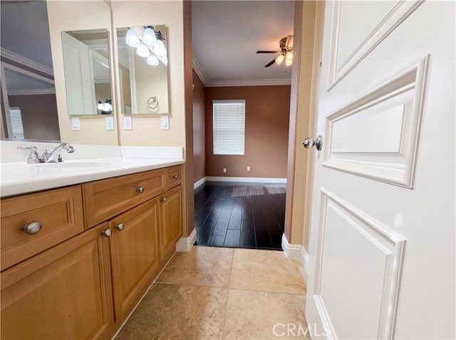 Detail Gallery Image 30 of 58 For 23 Plaza Modena, Lake Elsinore,  CA 92532 - 4 Beds | 3/1 Baths