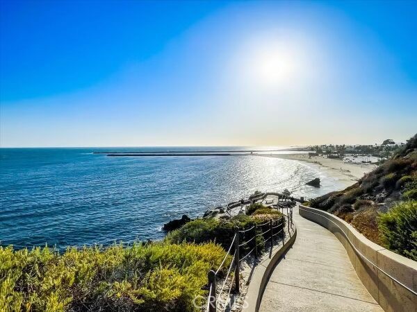 Detail Gallery Image 49 of 55 For 512 1/2 Jasmine Ave, Corona Del Mar,  CA 92625 - 2 Beds | 2/1 Baths