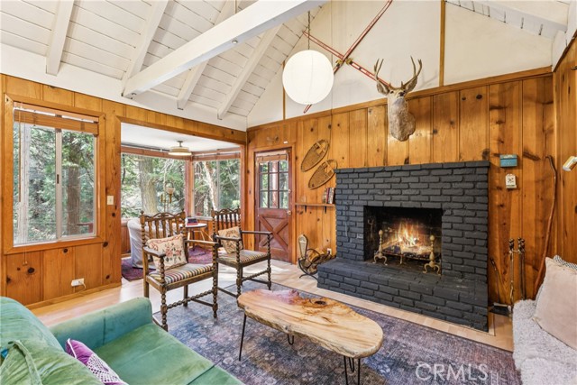 Front Image Thumbnail for CRIG25192037