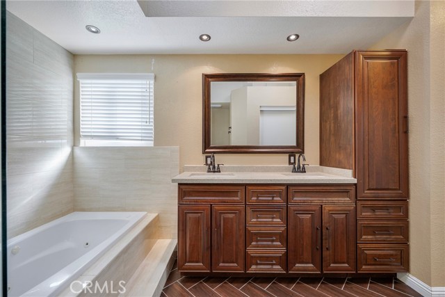 Detail Gallery Image 23 of 33 For 5963 Meadowood Ct, Chino Hills,  CA 91709 - 3 Beds | 2/1 Baths