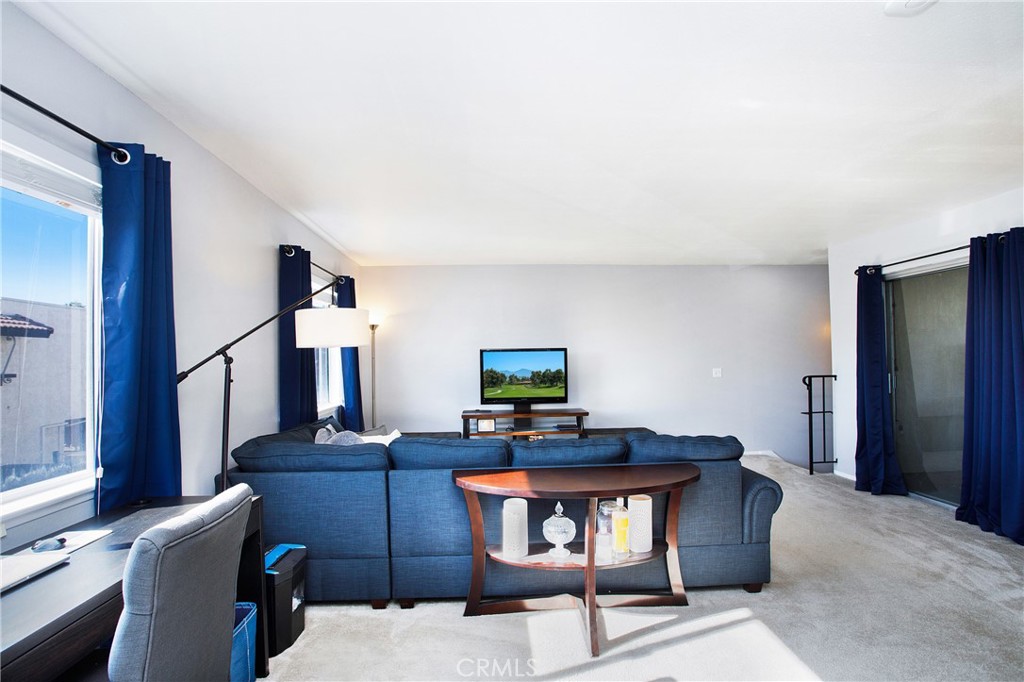 F335229a C7c2 44fb 823b D320d4e456ee