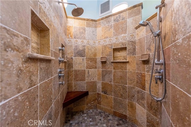 1525 Ramona Drive, Camarillo CA: https://media.crmls.org/medias/f335da04-0198-4bcd-b8a5-4e9cb8e7fc91.jpg