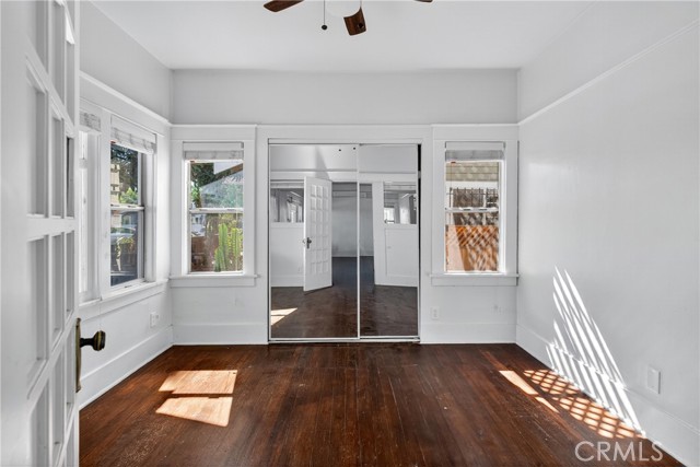 Detail Gallery Image 13 of 43 For 521 Olive Ave, Long Beach,  CA 90802 - – Beds | – Baths