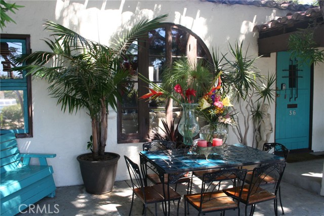 243 Avenida Madrid, San Clemente CA: https://media.crmls.org/medias/f3363b92-790d-4fff-97d1-463e0c667598.jpg