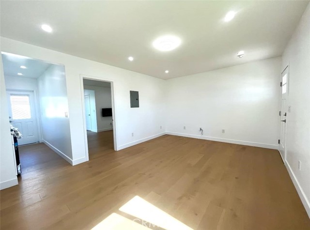 624 W 38th Street, San Pedro CA: https://media.crmls.org/medias/f3364042-b878-499e-ac5c-7a74e98b8195.jpg