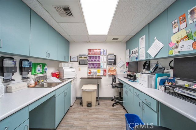 315 E Route 66, Glendora, California 91740, ,Commercial Lease,For Rent,315 E Route 66,CRCV25060682