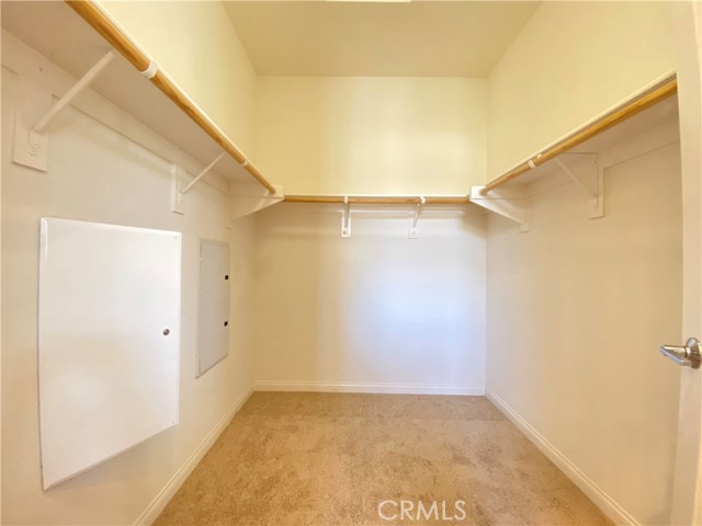 800 E Promenade Unit A, Azusa CA: https://media.crmls.org/medias/f3373b3e-41fd-425c-8abf-c83c396e08cd.jpg