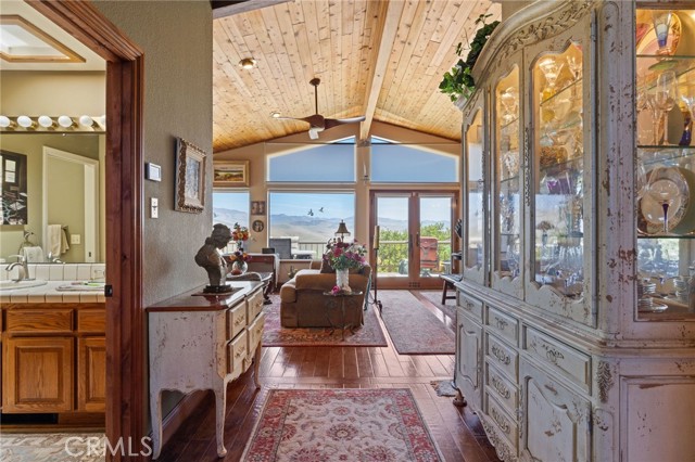 Detail Gallery Image 11 of 53 For 1760 Stuart St, Cambria,  CA 93428 - 3 Beds | 2 Baths