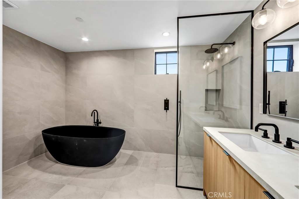 MLS #GD25264047 image #32