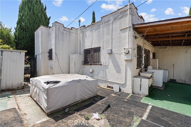 201 N Carondelet Street, Los Angeles CA: https://media.crmls.org/medias/f33926c0-4625-446c-8ee2-7a983d1a6b9a.jpg