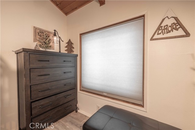 Detail Gallery Image 21 of 26 For 42581 Willow Ave, Big Bear Lake,  CA 92315 - 2 Beds | 1 Baths