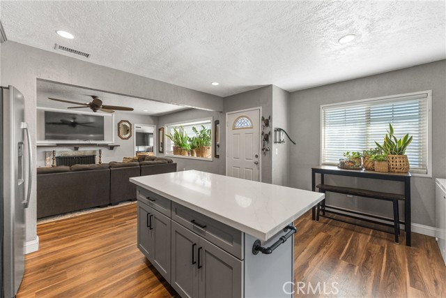 Image 11 of 43 For 5361 Cedar  