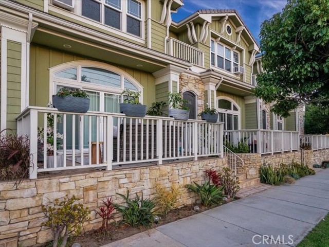 904 Catalina Avenue, Redondo Beach, California 90277, 2 Bedrooms Bedrooms, ,3 BathroomsBathrooms,Residential,Sold,Catalina,SB23142164