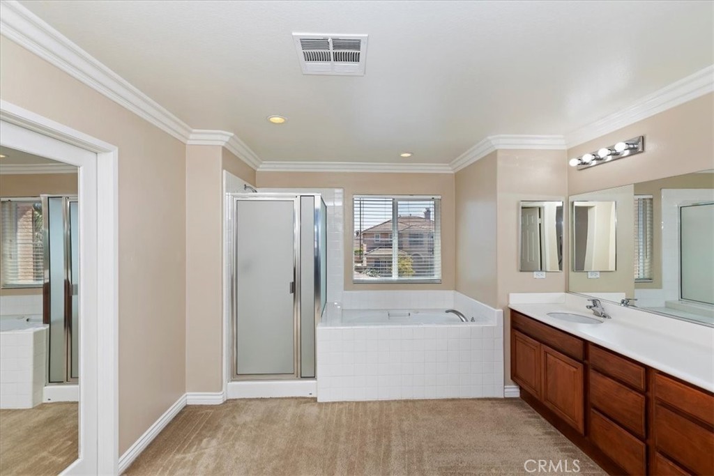 MLS #OC25117971 img 43