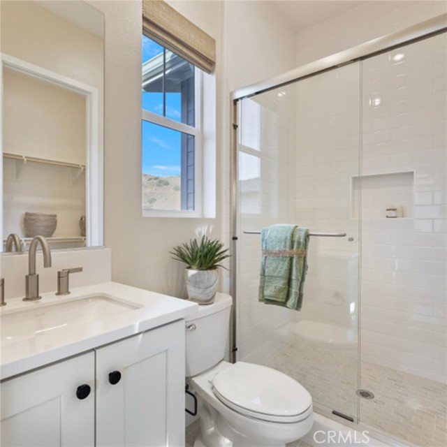 Image 24 of 37 For 21407 Zaca Court