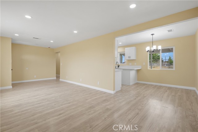 Detail Gallery Image 10 of 26 For 16657 Foothill Ave, Edwards,  CA 93523 - 4 Beds | 2 Baths