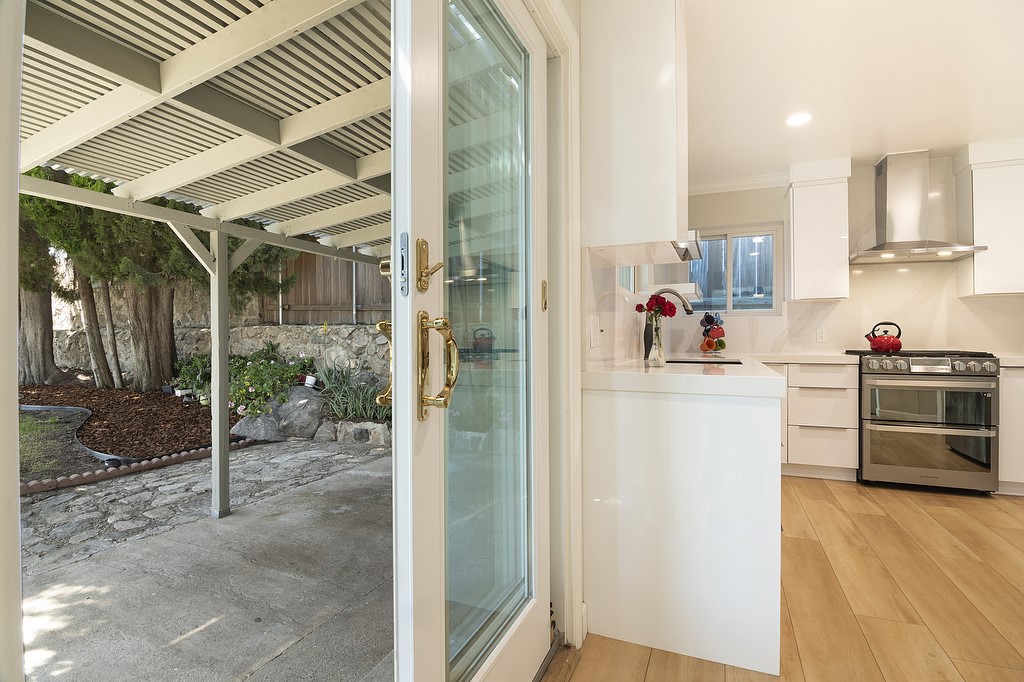 Detail Gallery Image 21 of 44 For 5111 New York Ave, La Crescenta,  CA 91214 - 3 Beds | 2 Baths