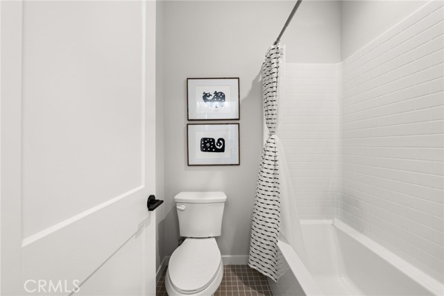 1419 N Indian Hill Boulevard, Claremont CA: https://media.crmls.org/medias/f33c404b-b01a-4704-8d6c-295fadcac82f.jpg