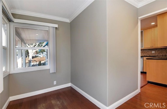 Detail Gallery Image 12 of 47 For 1392 Mardick Rd, Santa Ana,  CA 92705 - 3 Beds | 2/1 Baths