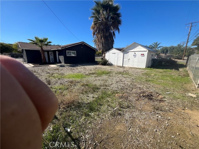 Detail Gallery Image 4 of 14 For 16510 16510 Lakeshore Dr, Lake Elsinore,  CA 92530 - 2 Beds | 1 Baths