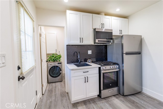 10532 Zelzah Ave photo 13