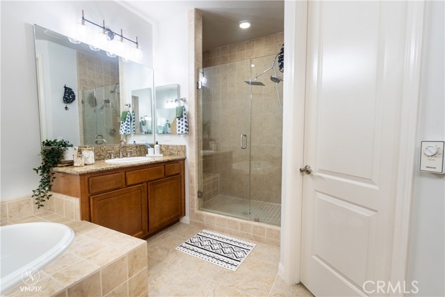 Detail Gallery Image 37 of 60 For 12507 Lincolnshire Dr, Bakersfield,  CA 93311 - 4 Beds | 2 Baths