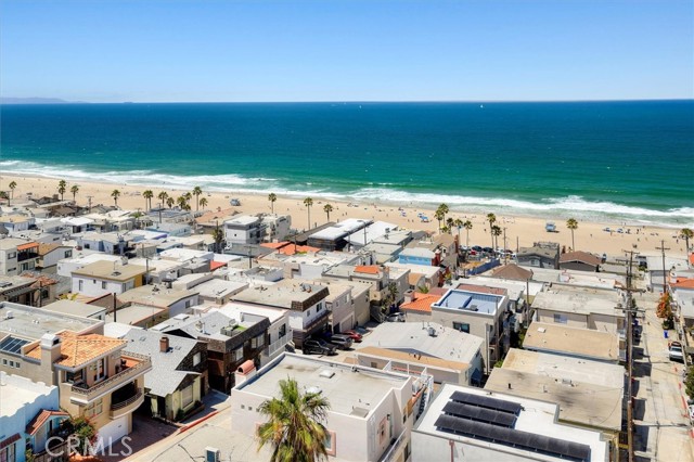225 42nd Street, Manhattan Beach CA: https://media.crmls.org/medias/f33ed411-997b-4ddb-b849-76f748708042.jpg