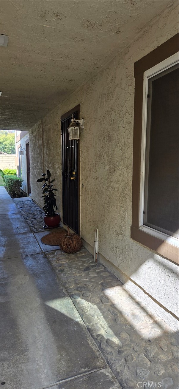 Detail Gallery Image 3 of 28 For 1209 S Palmetto #C,  Ontario,  CA 91762 - 2 Beds | 1/1 Baths