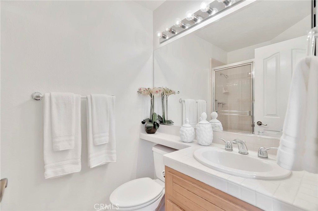 5693 Spinnaker Bay Drive