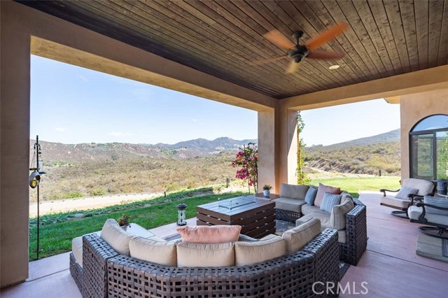 Detail Gallery Image 36 of 55 For 2260 Panoramic, Vista,  CA 92084 - 3 Beds | 5/1 Baths