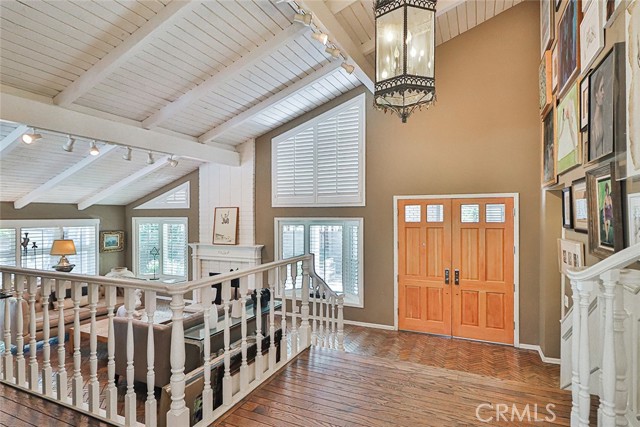 Detail Gallery Image 10 of 74 For 17141 Superior St, Northridge,  CA 91325 - 6 Beds | 4 Baths