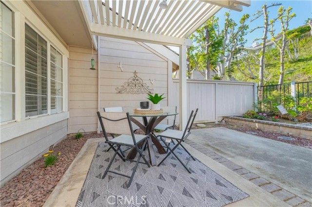 Detail Gallery Image 35 of 39 For 15 Elderberry, Irvine,  CA 92603 - 3 Beds | 2/1 Baths