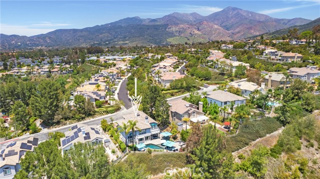 32052 WEEPING WILLOW Street, Rancho Santa Margarita CA: https://media.crmls.org/medias/f3410e19-4e6d-4d78-a7aa-5d528028c851.jpg