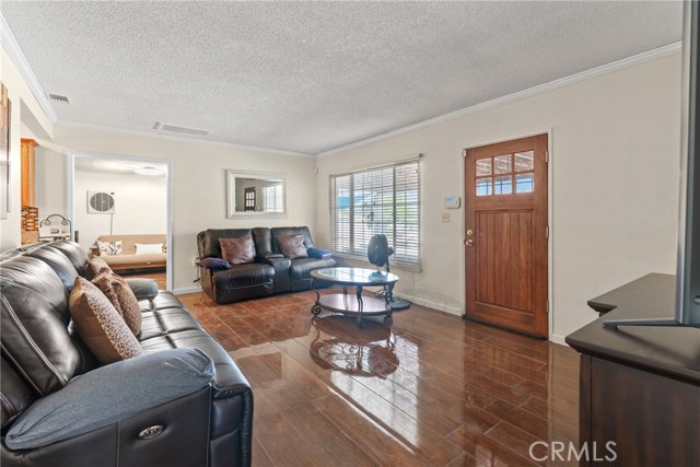 Detail Gallery Image 16 of 36 For 25479 Los Flores Dr, San Bernardino,  CA 92404 - 4 Beds | 2 Baths