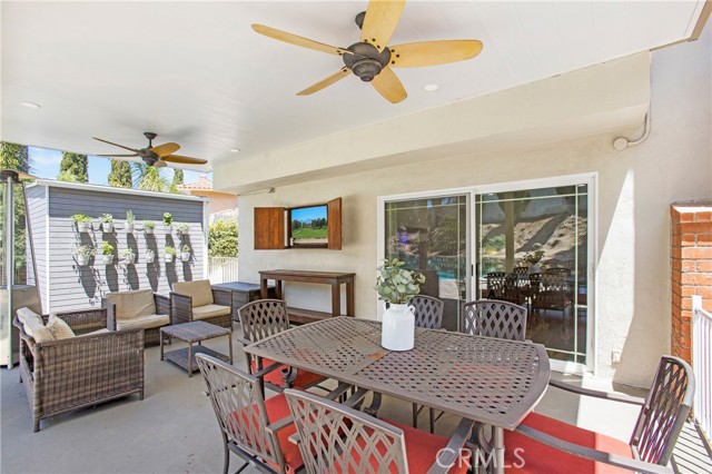 Image 16 of 41 For 25632 Adriana Street