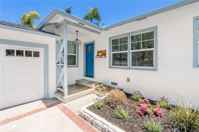 Detail Gallery Image 3 of 31 For 5535 W 142nd Pl, Hawthorne,  CA 90250 - 3 Beds | 3 Baths