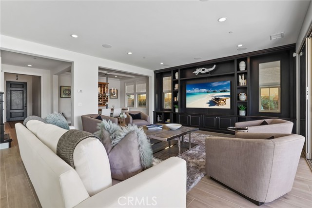 Detail Gallery Image 8 of 66 For 33 Cielo Azul, Mission Viejo,  CA 92692 - 4 Beds | 4 Baths