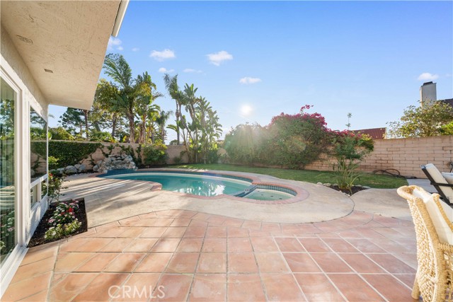 24861 Camberwell Street, Laguna Hills CA: https://media.crmls.org/medias/f3427021-b65b-488c-b078-49bc935798a0.jpg
