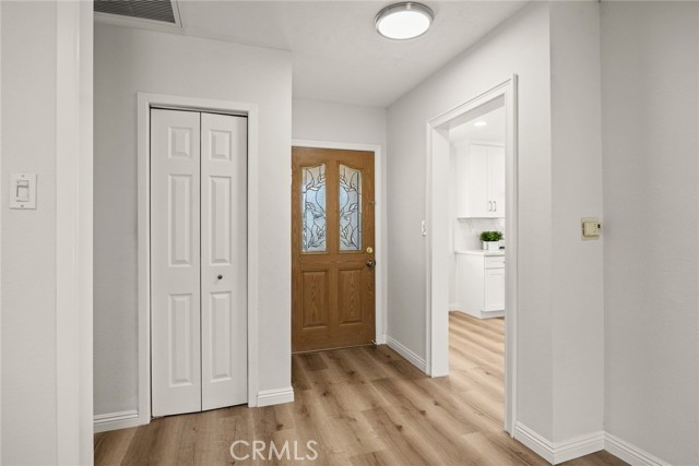 181 W Casad Street, Covina CA: https://media.crmls.org/medias/f3430041-a3a7-420a-84da-933207b5d978.jpg