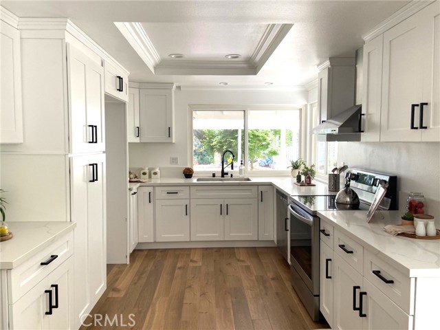 Detail Gallery Image 2 of 2 For 463 S Westridge Cir, Anaheim,  CA 92807 - 3 Beds | 3 Baths