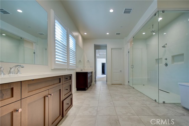 Detail Gallery Image 43 of 75 For 120 Nest Pine, Irvine,  CA 92602 - 5 Beds | 5/1 Baths