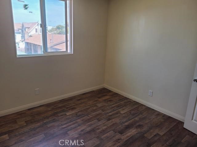 Detail Gallery Image 6 of 6 For 944 W 74th, Los Angeles,  CA 90044 - – Beds | – Baths