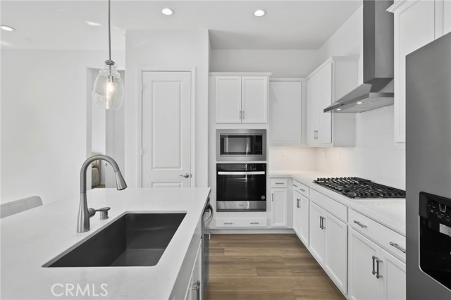 Detail Gallery Image 16 of 71 For 11957 Shadeland, Corona,  CA 92883 - 2 Beds | 2 Baths