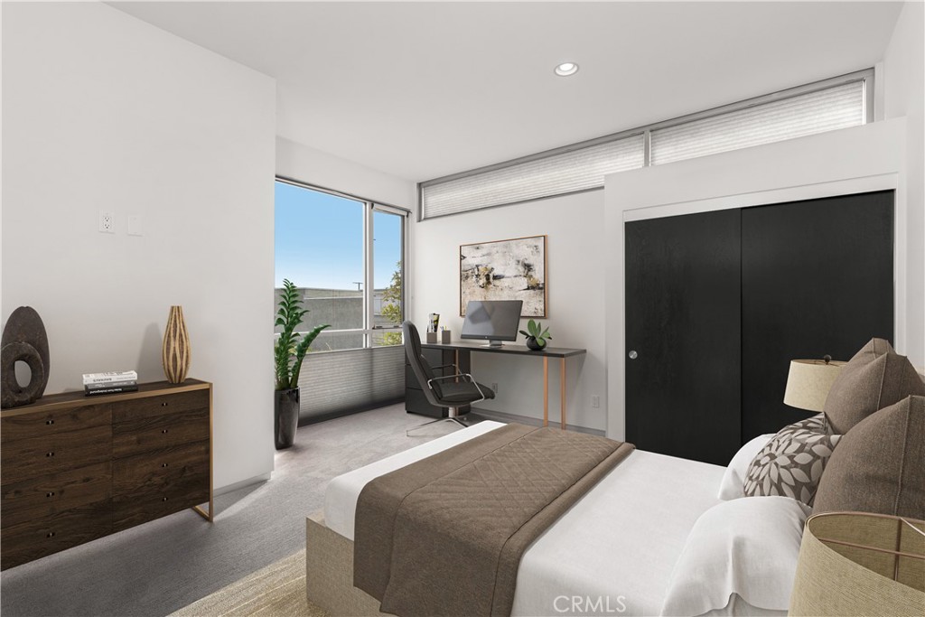 932 Manhattan Beach Boulevard, #B