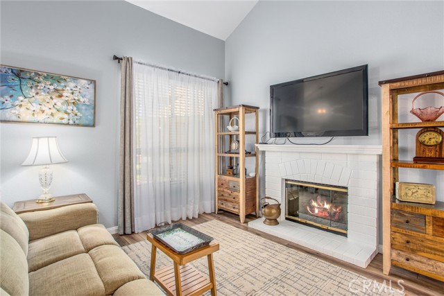 518 S Seminole Circle, Banning CA: https://media.crmls.org/medias/f34612cc-6dfc-4ead-9977-a5c00419bc7a.jpg